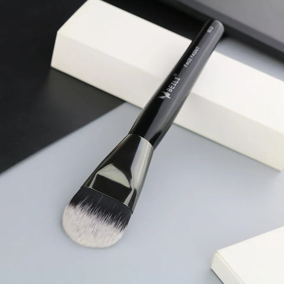 Flat Foundation Brush