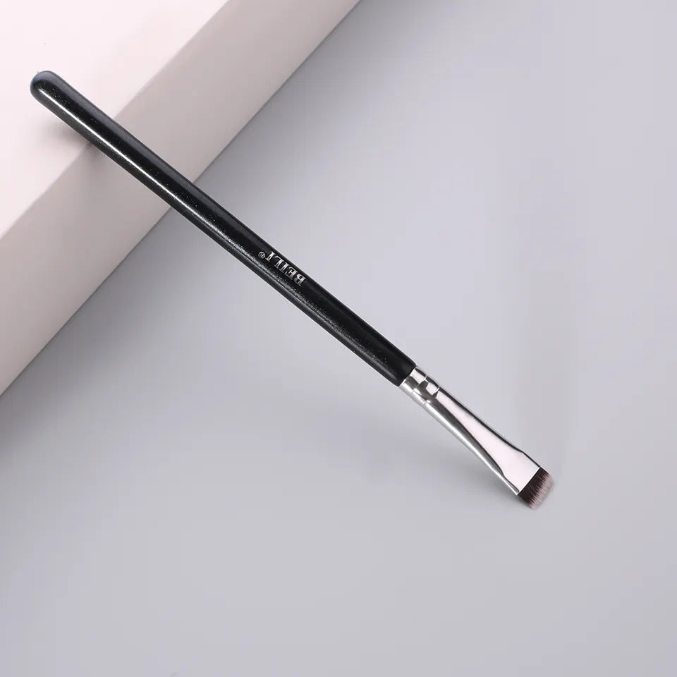 Large Angle Brush