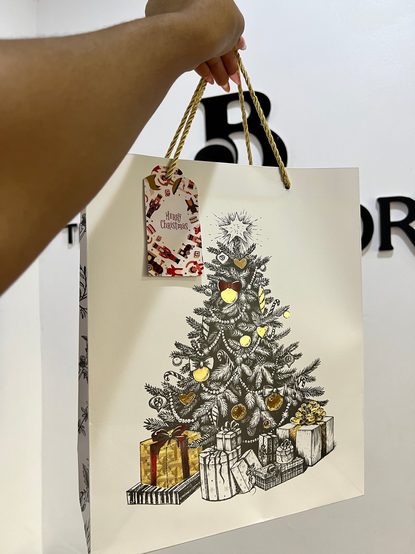 Baylis & Harding Midnight Cherry Festive Bauble Gift Set