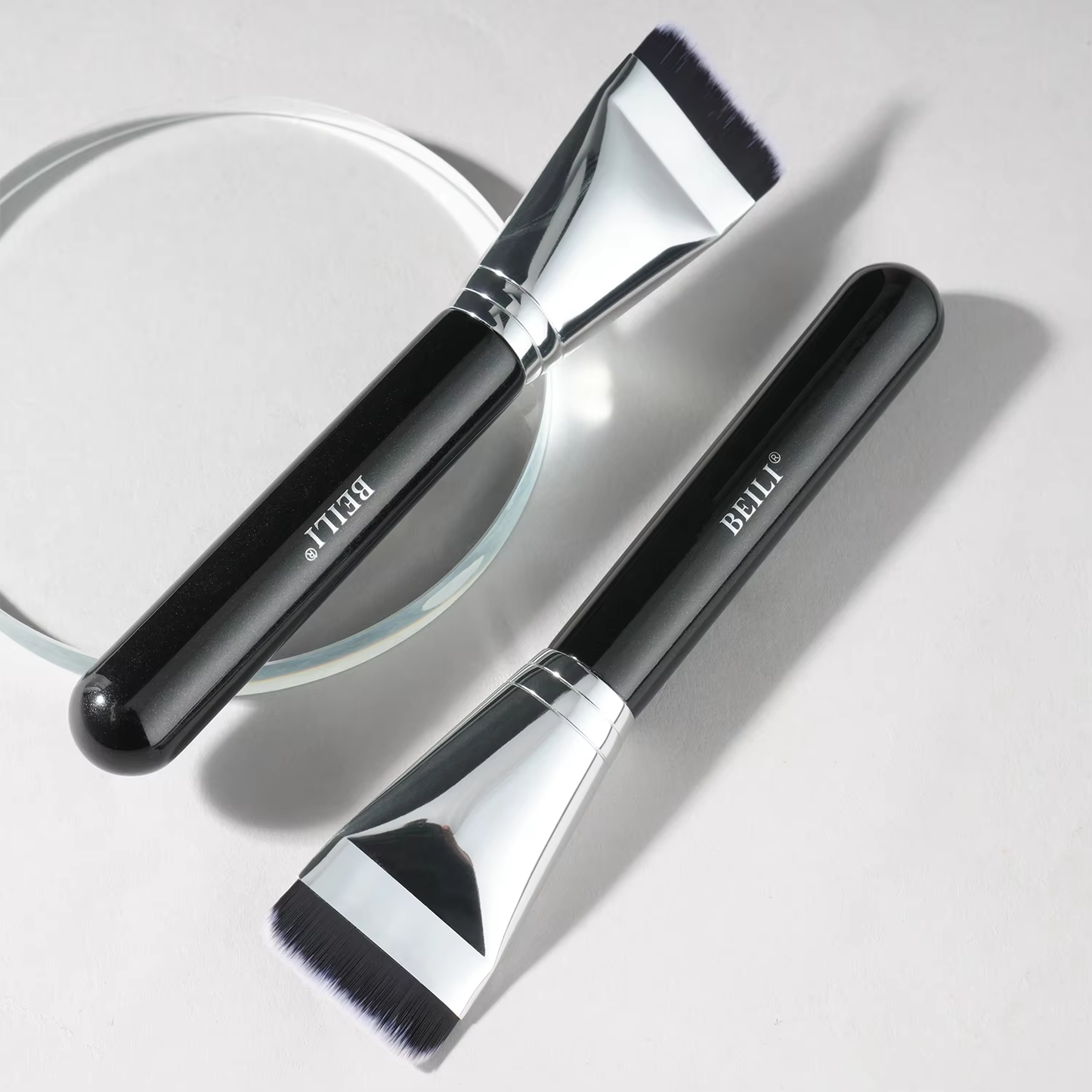 Ultra-Thin Foundation brush